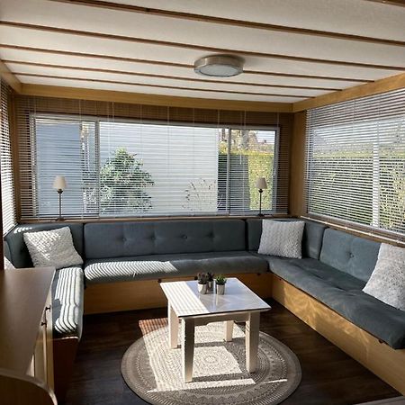 Gezellige Stacaravan Met Groot, Zonnig Terras! Belt-Schutsloot Exterior foto