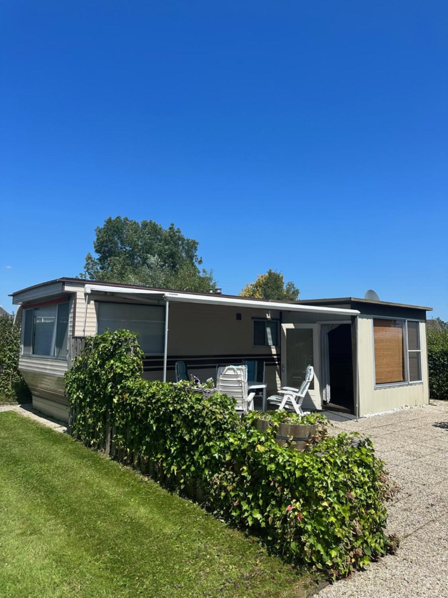 Gezellige Stacaravan Met Groot, Zonnig Terras! Belt-Schutsloot Exterior foto