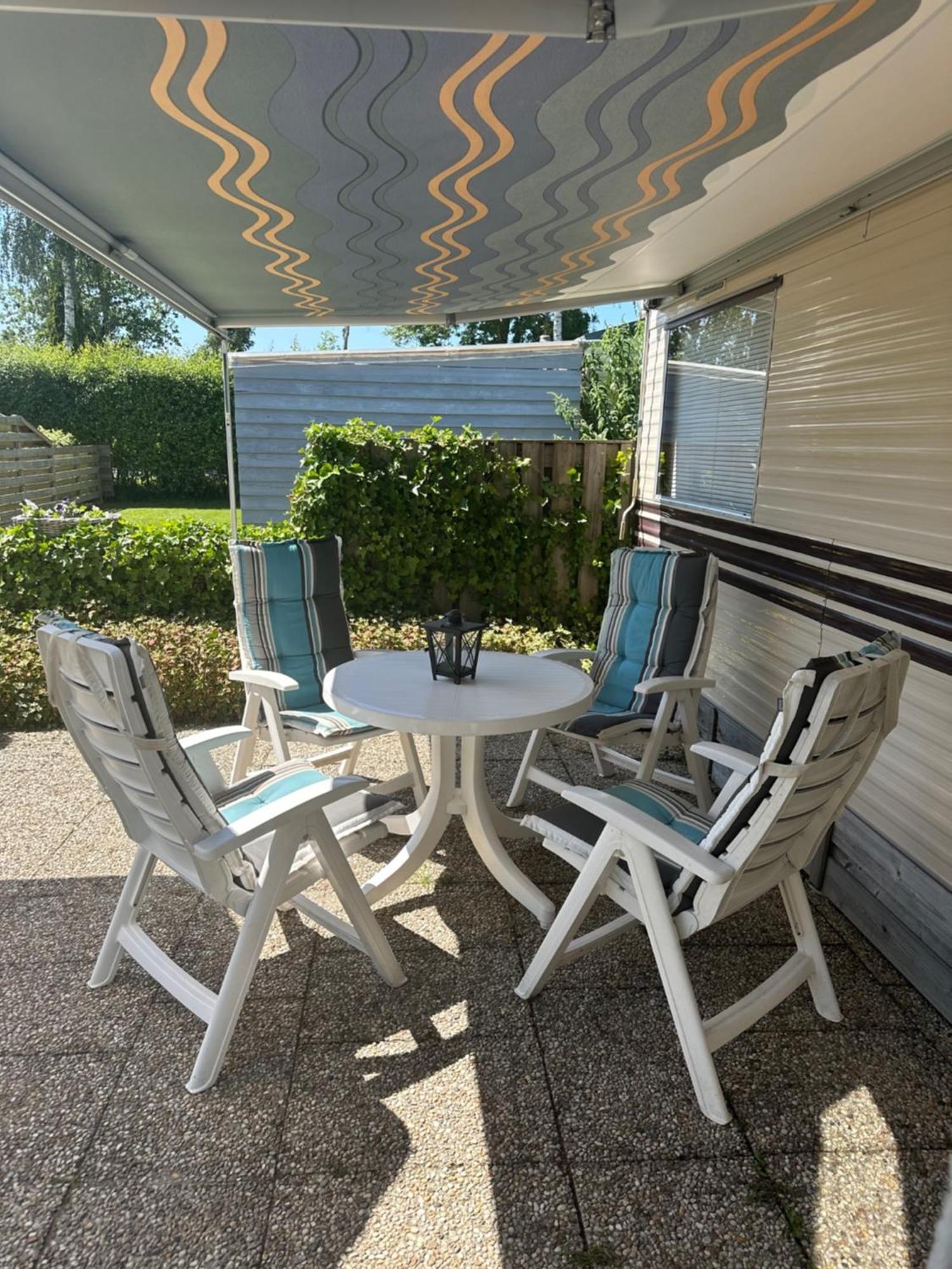 Gezellige Stacaravan Met Groot, Zonnig Terras! Belt-Schutsloot Exterior foto